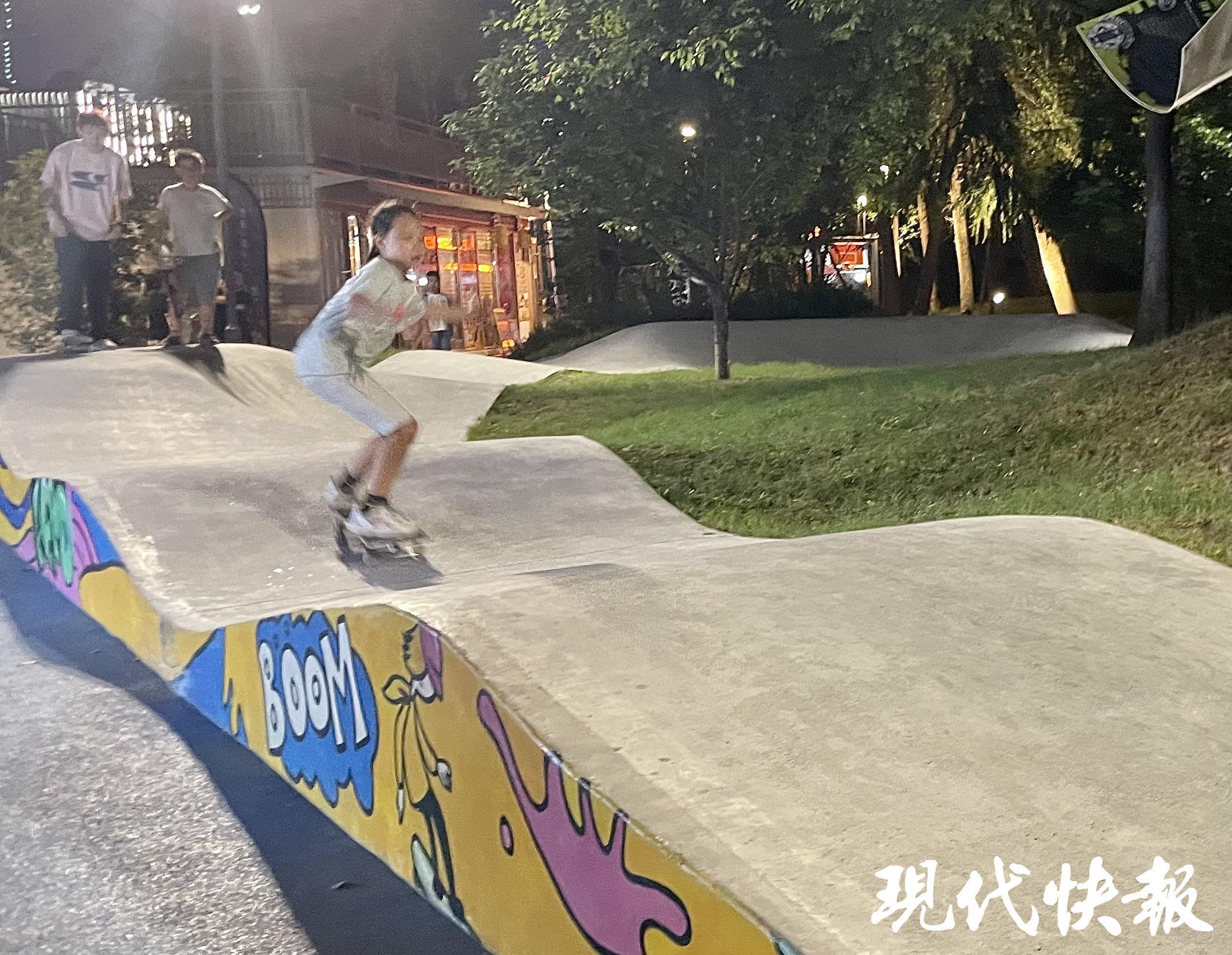 文脉华章｜奥运刮起“潮玩”风体育文化的年轻态表达八戒体育(图4)